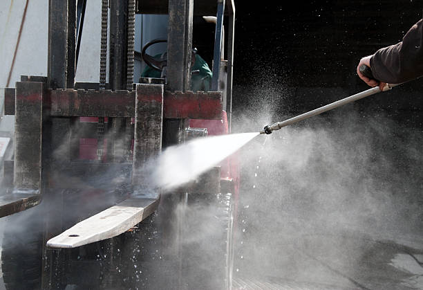 Best Parking Lot and Garage Cleaning  in Belleair, FL