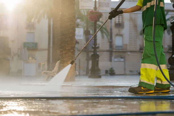 Best Spring Cleaning  in Belleair, FL